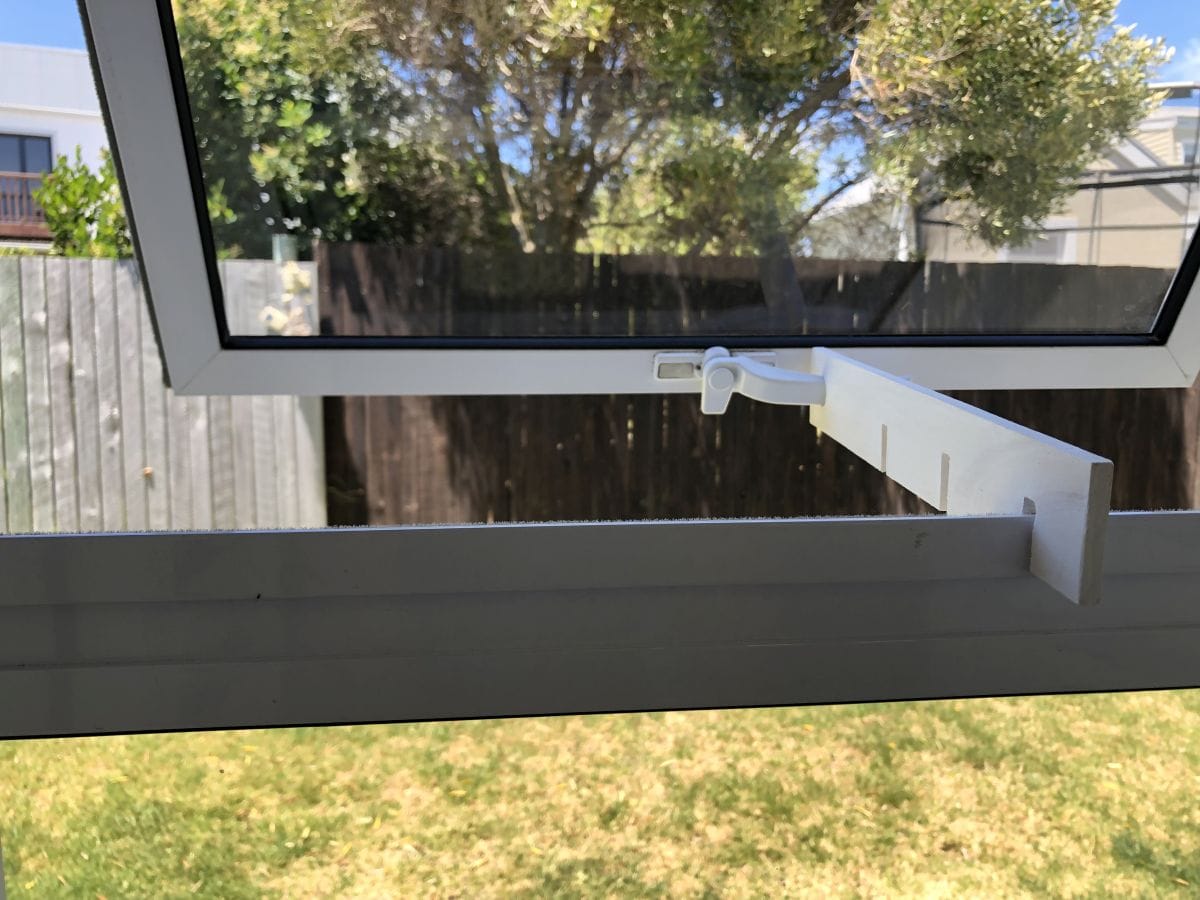 Window Blocker Stop your window from closing during heavy winds Window blocker, block wind