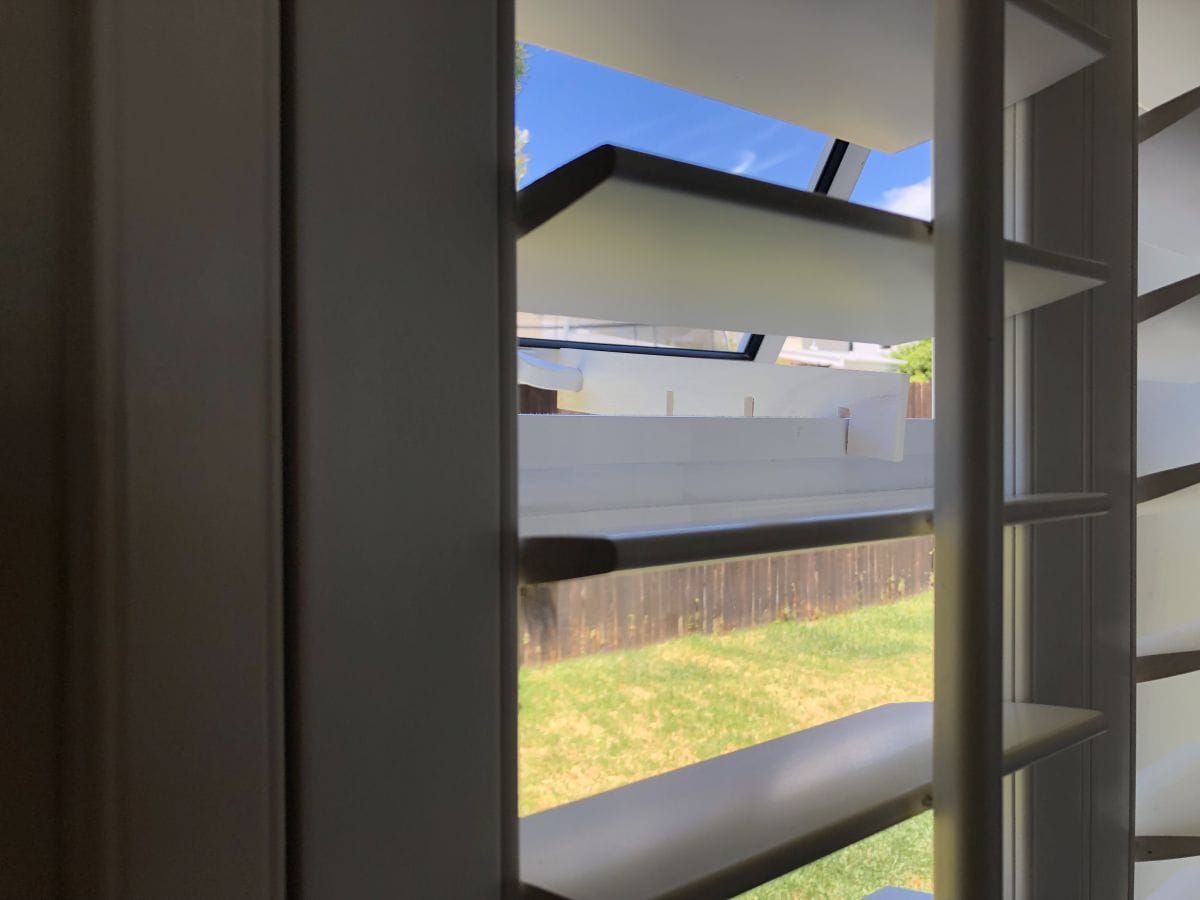 Window Blocker Stop your window from closing during heavy winds Window blocker, block wind