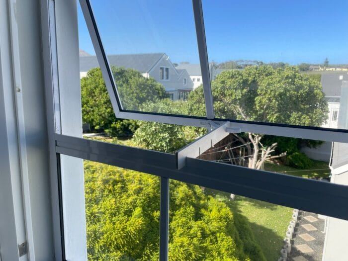 Stop Windows From Closing During Wind (16)